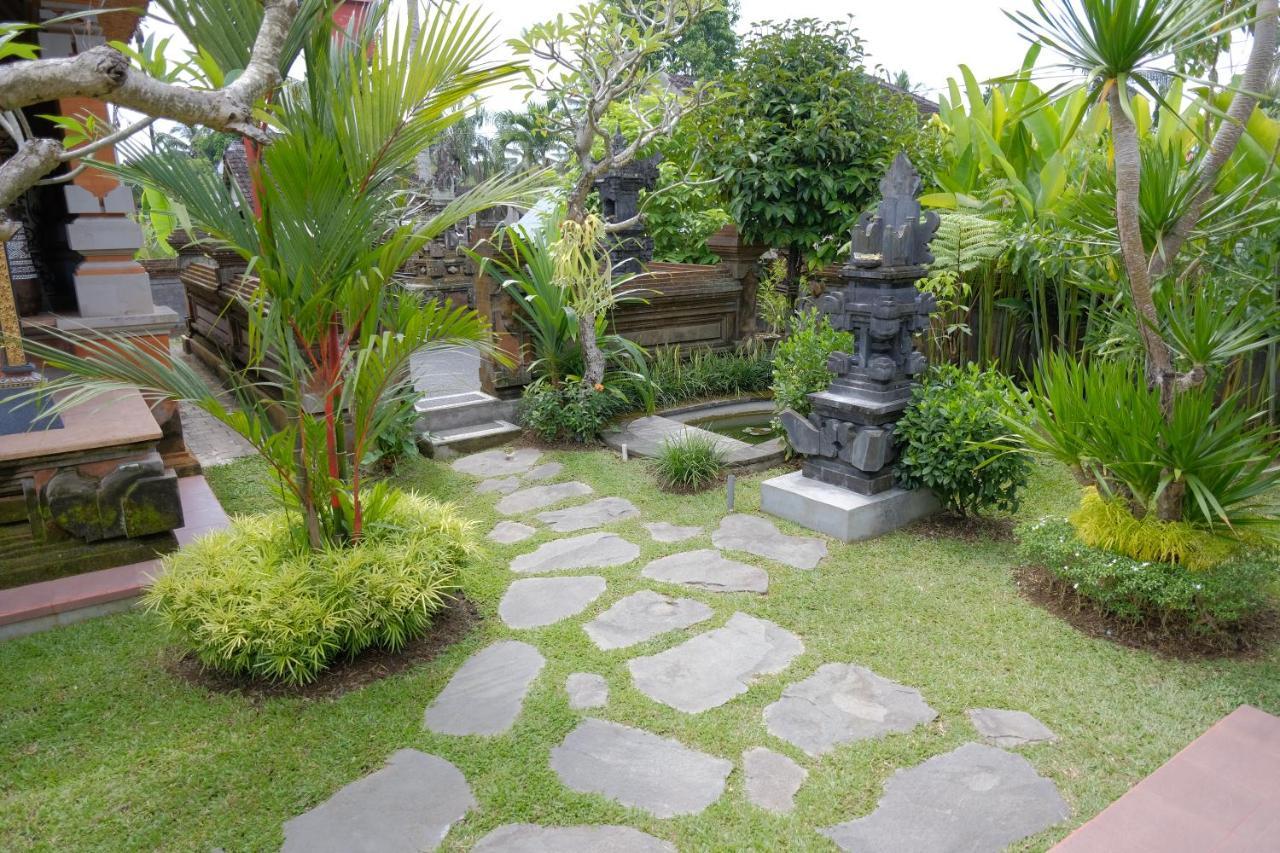 होटल Puri Andong Ubud (Bali)